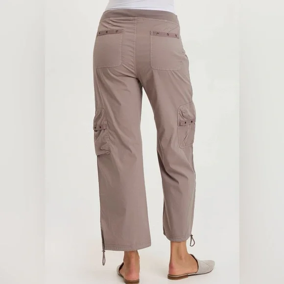 XCVI LANGLEY POPLIN CINCHED LEG CARGO PANT - Picture 4 of 5